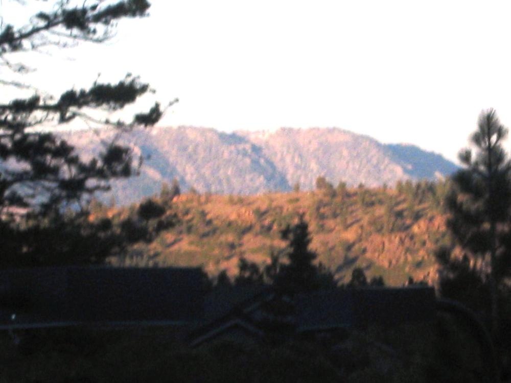 The Mammoth Creek Inn